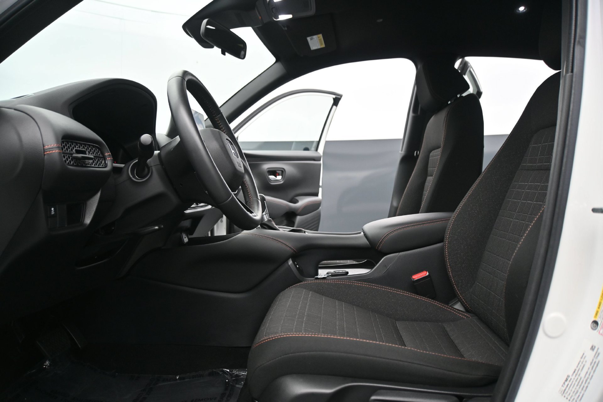 Used 2024 Honda HR-V Sport image 19