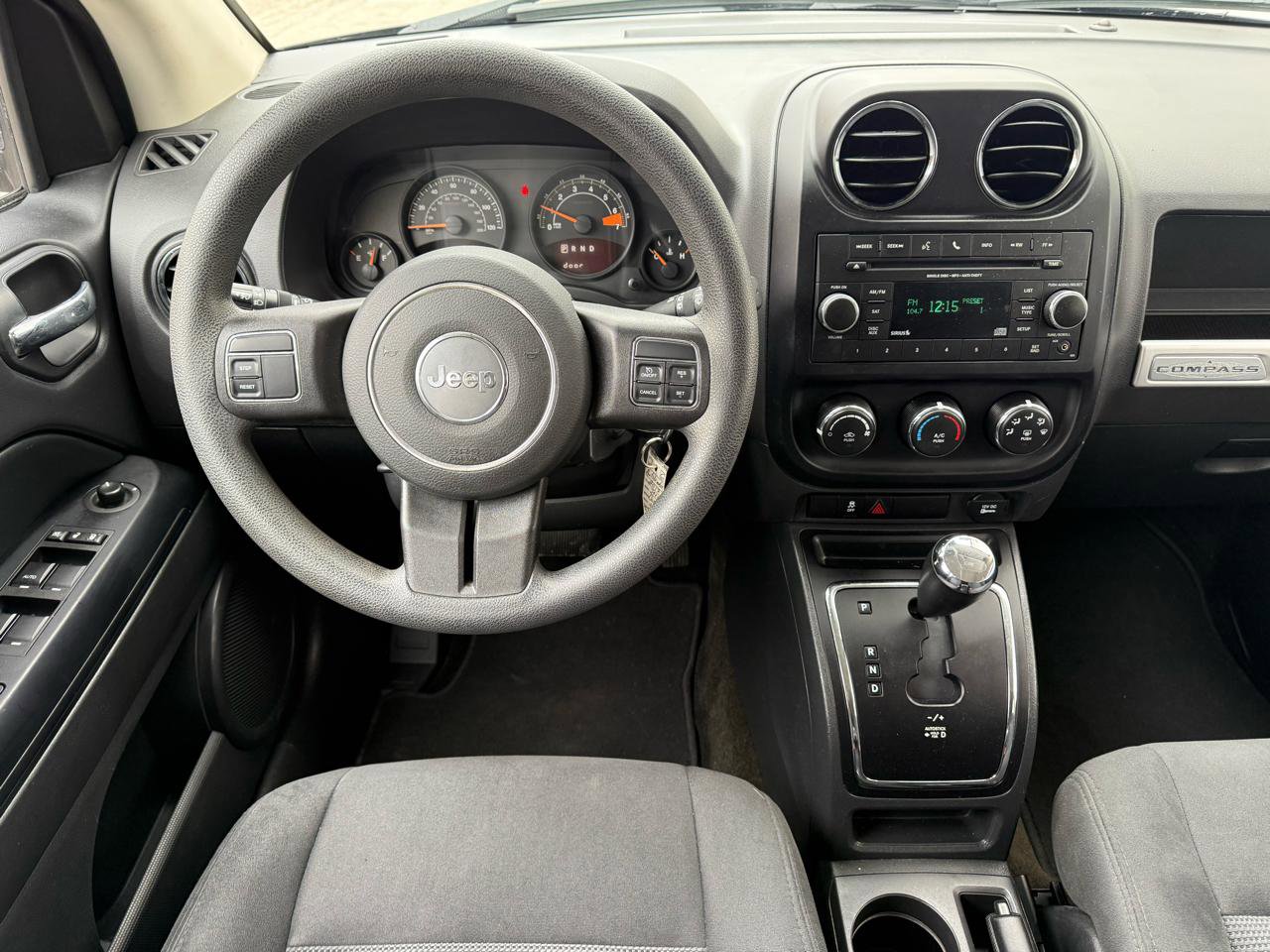 Used 2016 Jeep Compass Sport w/ Power Value Group image 4