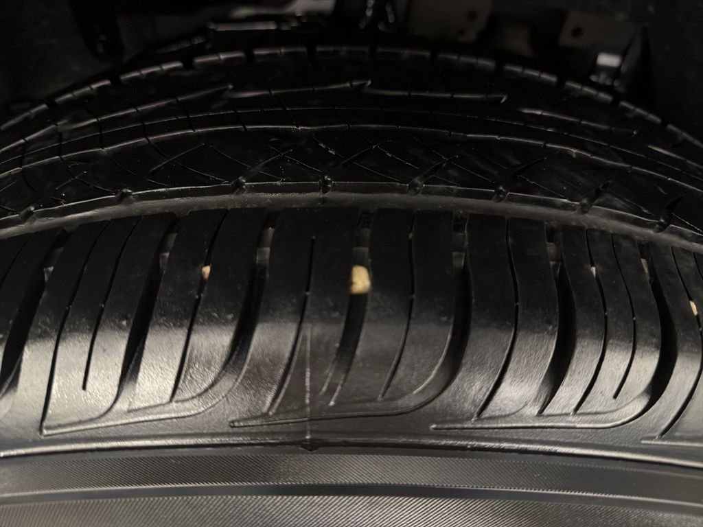 Used 2024 Nissan Rogue SV image 21