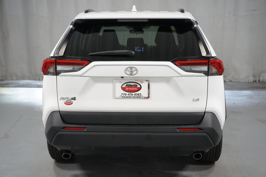 Used 2021 Toyota RAV4 LE FWD image 7