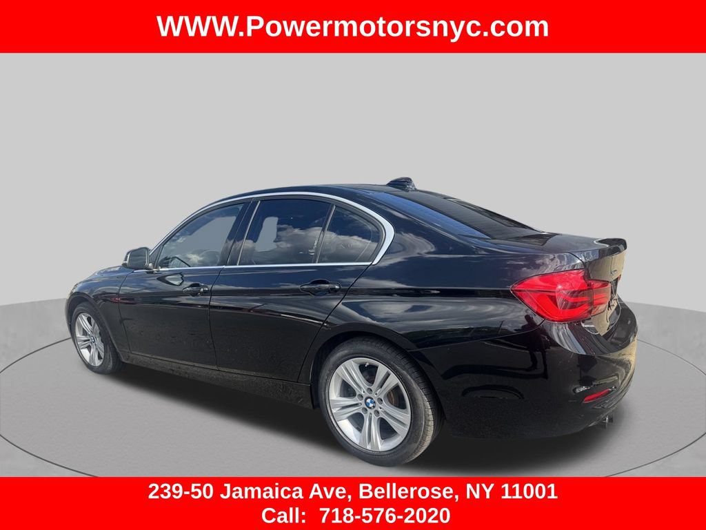 Used 2018 BMW 330i xDrive Sedan w/ Convenience Package AWD/4WD image 3