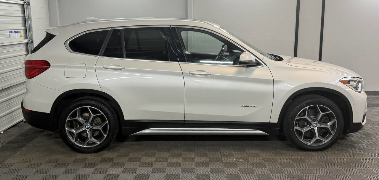 Used 2017 BMW X1 xDrive28i image 2