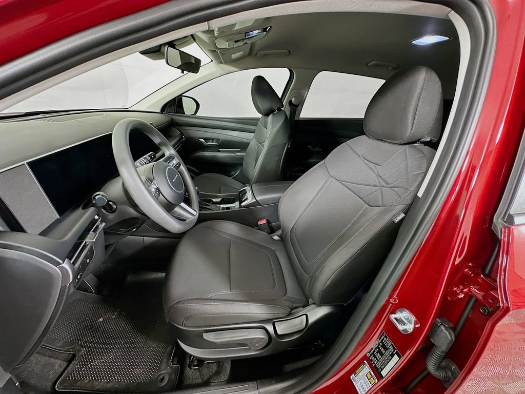Certified 2026 Hyundai Tucson SE FWD image 20
