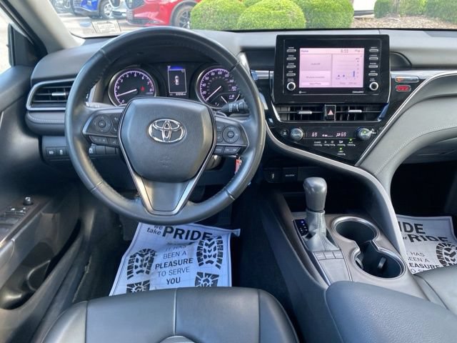 Used 2022 Toyota Camry SE FWD image 7