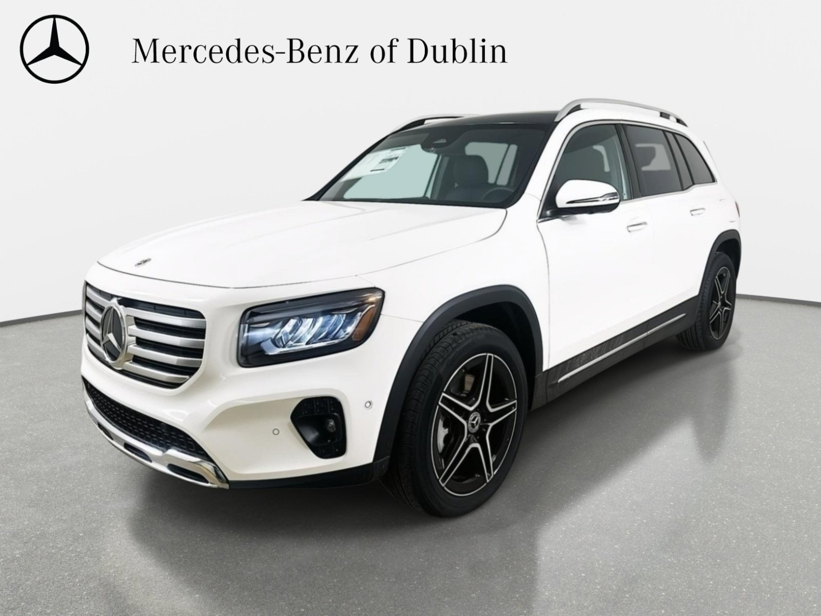 Used 2026 Mercedes-Benz GLB 250 4MATIC image 1