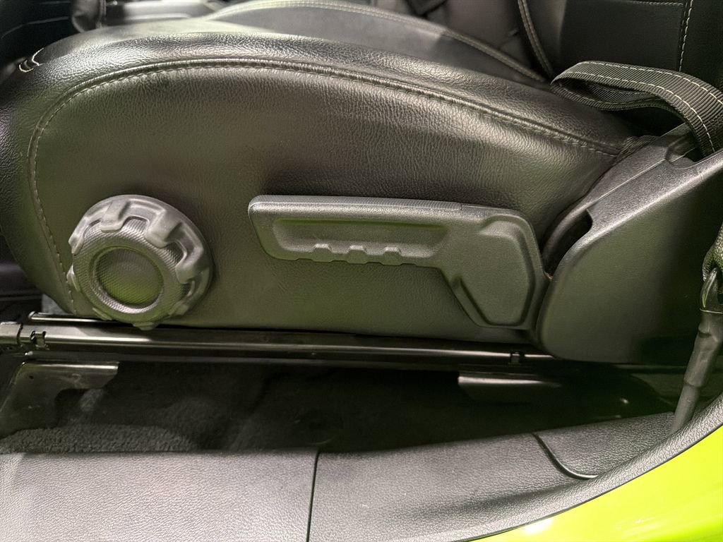 Used 2021 Jeep Gladiator Overland w/ Popular Equipment Package AWD/4WD image 16