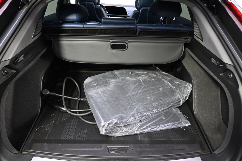 New 2026 Cadillac Optiq Luxury 2 w/ LPO, Floor Liner Package AWD/4WD image 19