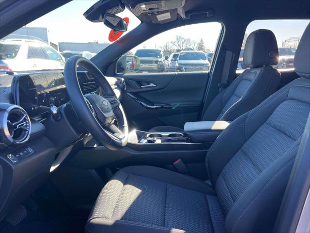 Used 2026 Chevrolet Equinox LT image 16