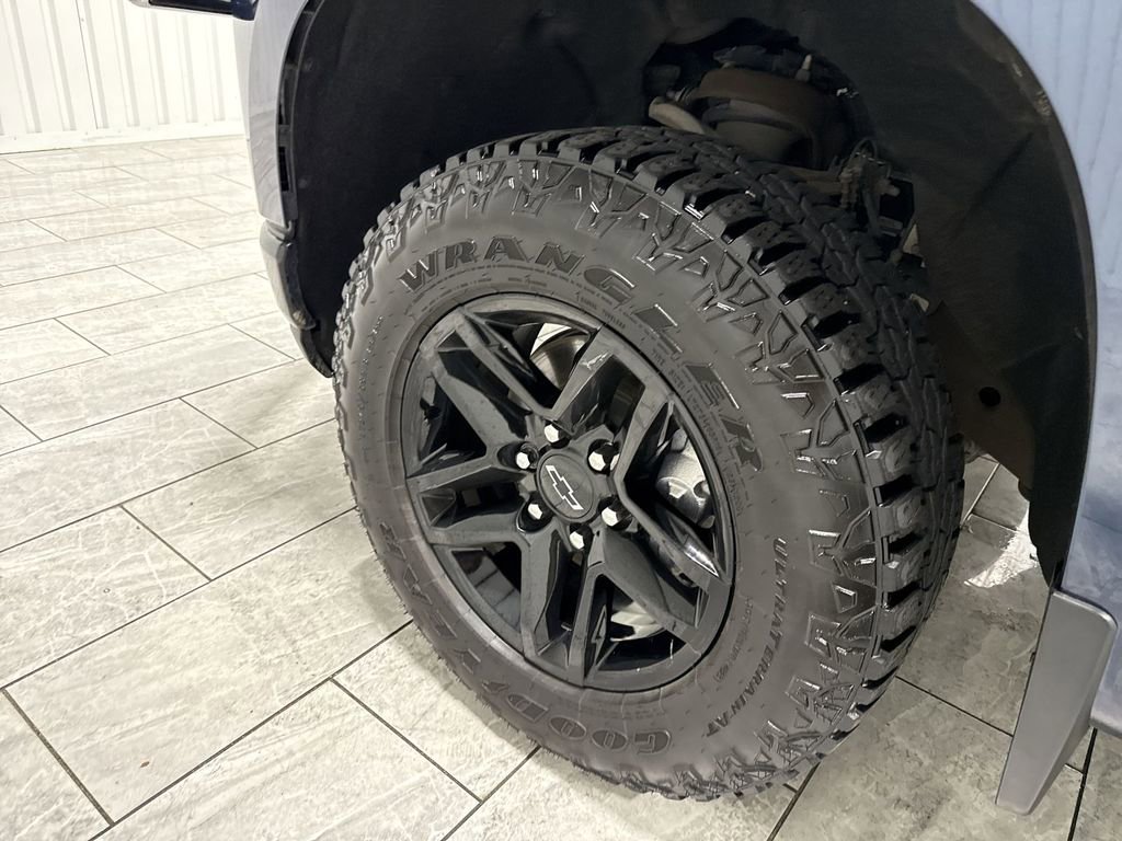 Used 2021 Chevrolet Silverado 1500 LT Trail Boss w/ Convenience Package II image 34