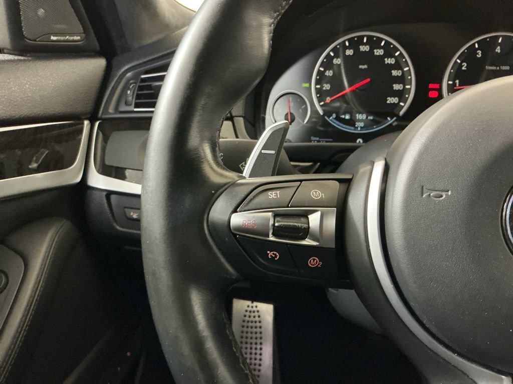 Used 2014 BMW M5 RWD image 15