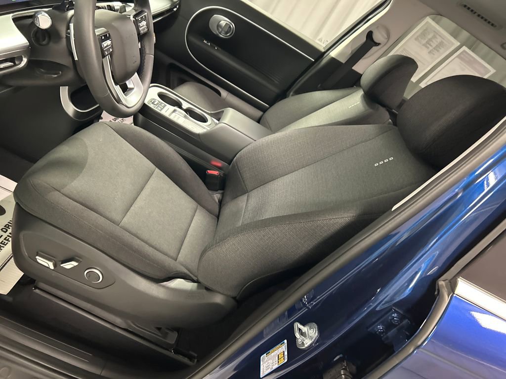 Used 2026 Hyundai Ioniq 9 SE image 10