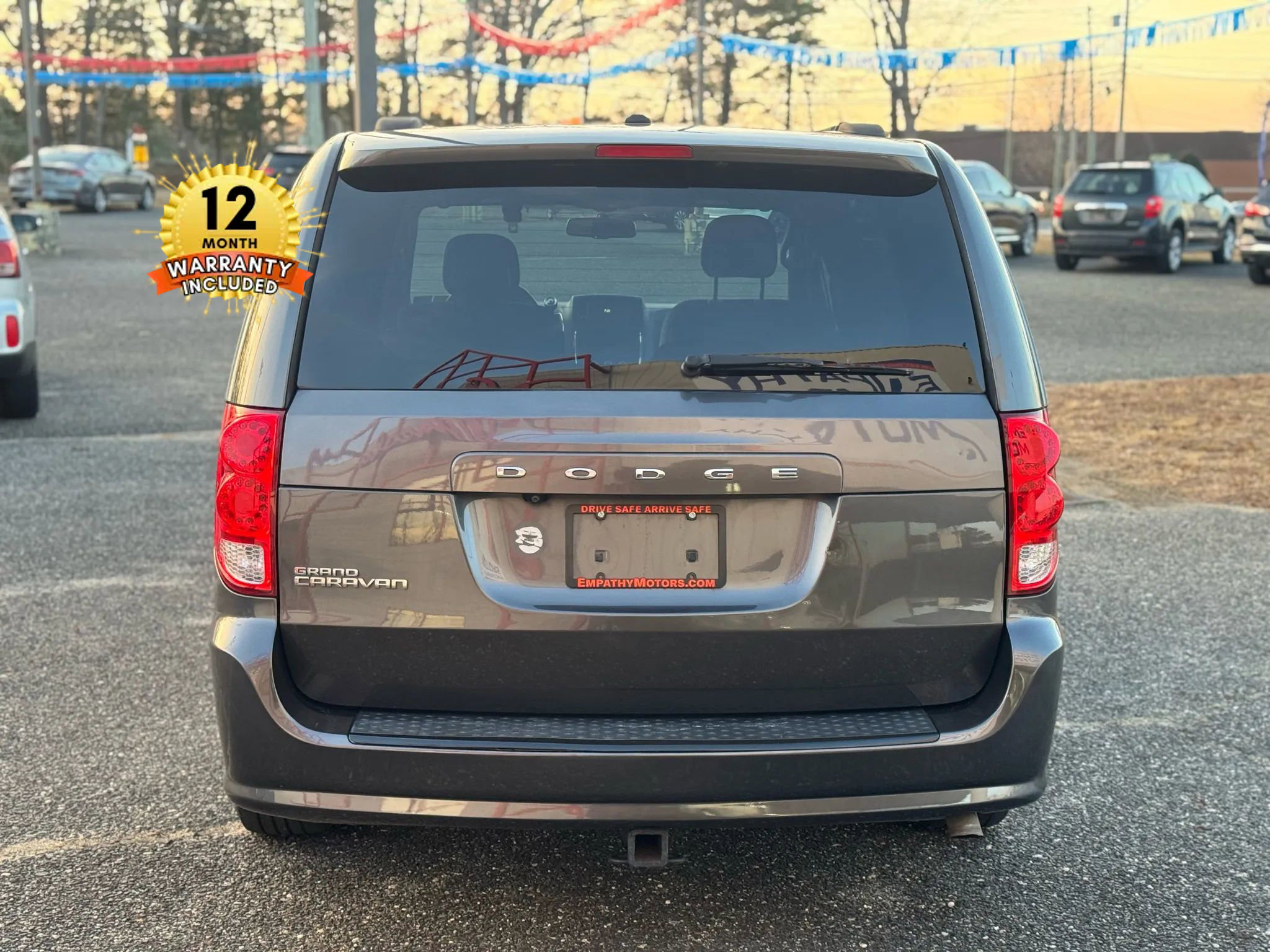 Used 2017 Dodge Grand Caravan SE image 7