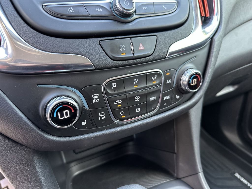 Used 2023 Chevrolet Equinox LT FWD image 18