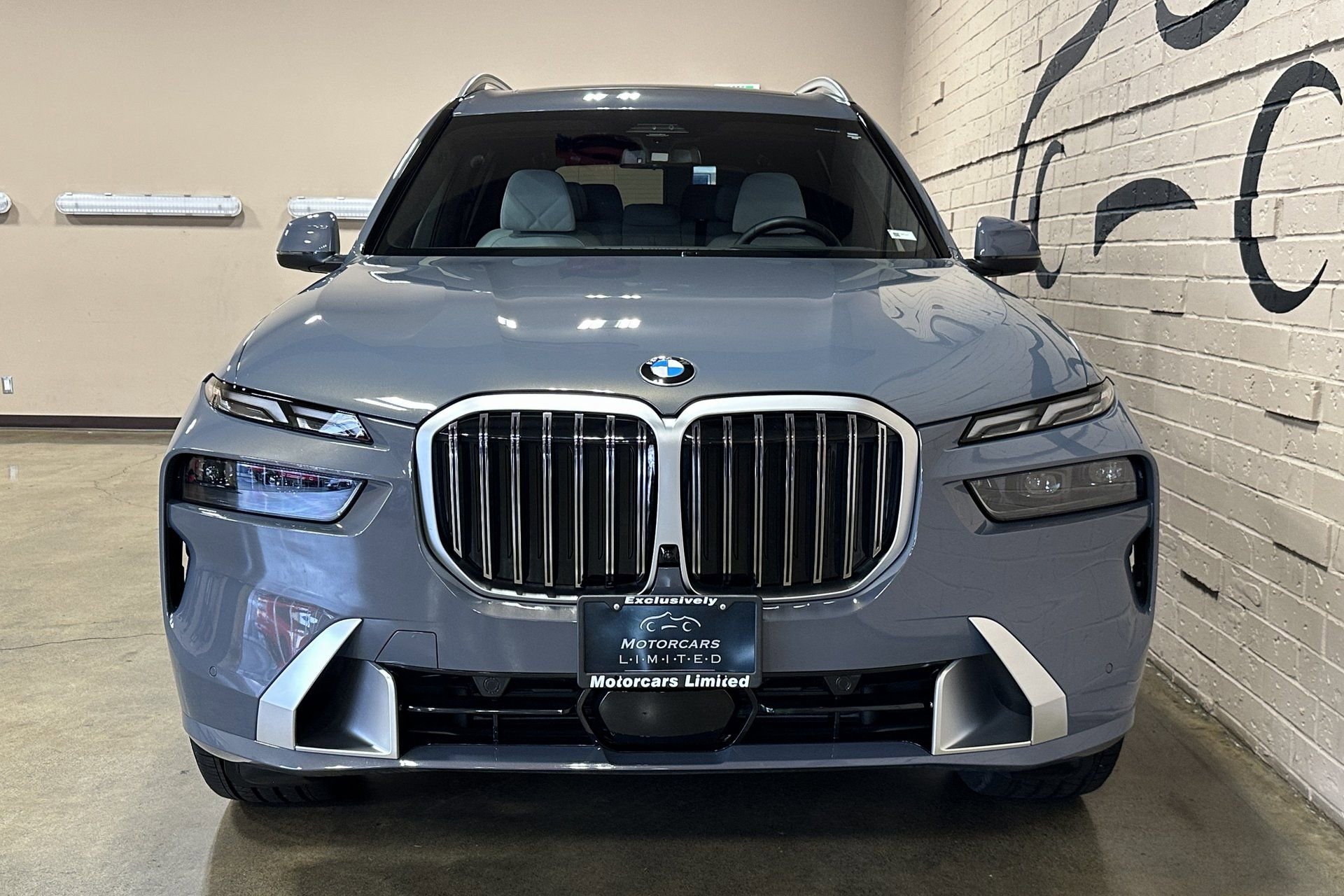 Used 2025 BMW X7 xDrive40i image 21