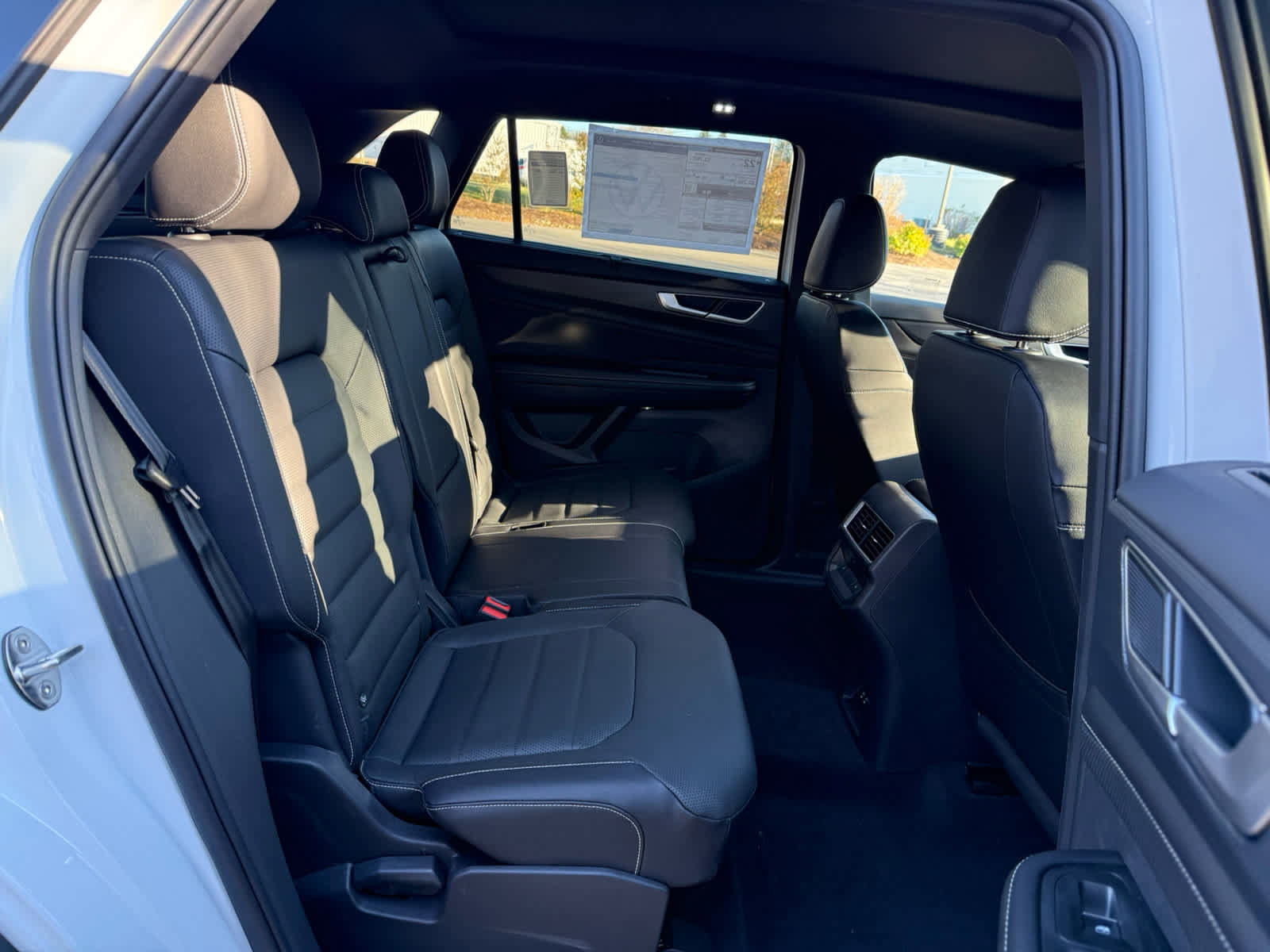 New 2026 Volkswagen Atlas Cross Sport SEL R-Line image 12