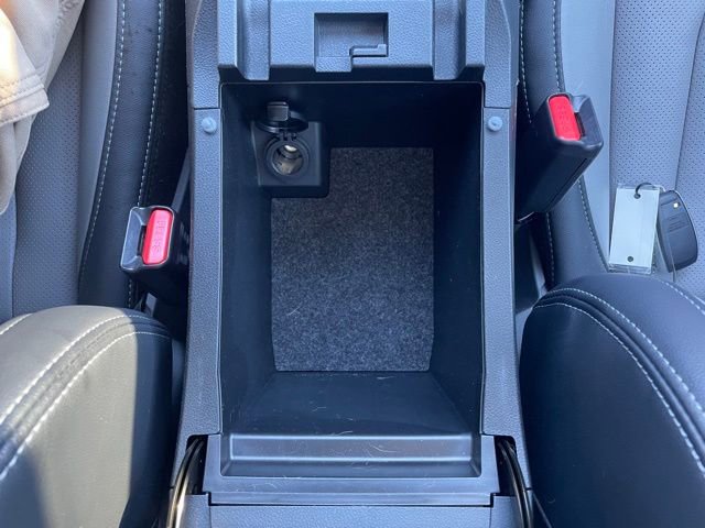 Used 2024 Subaru Outback Limited image 32