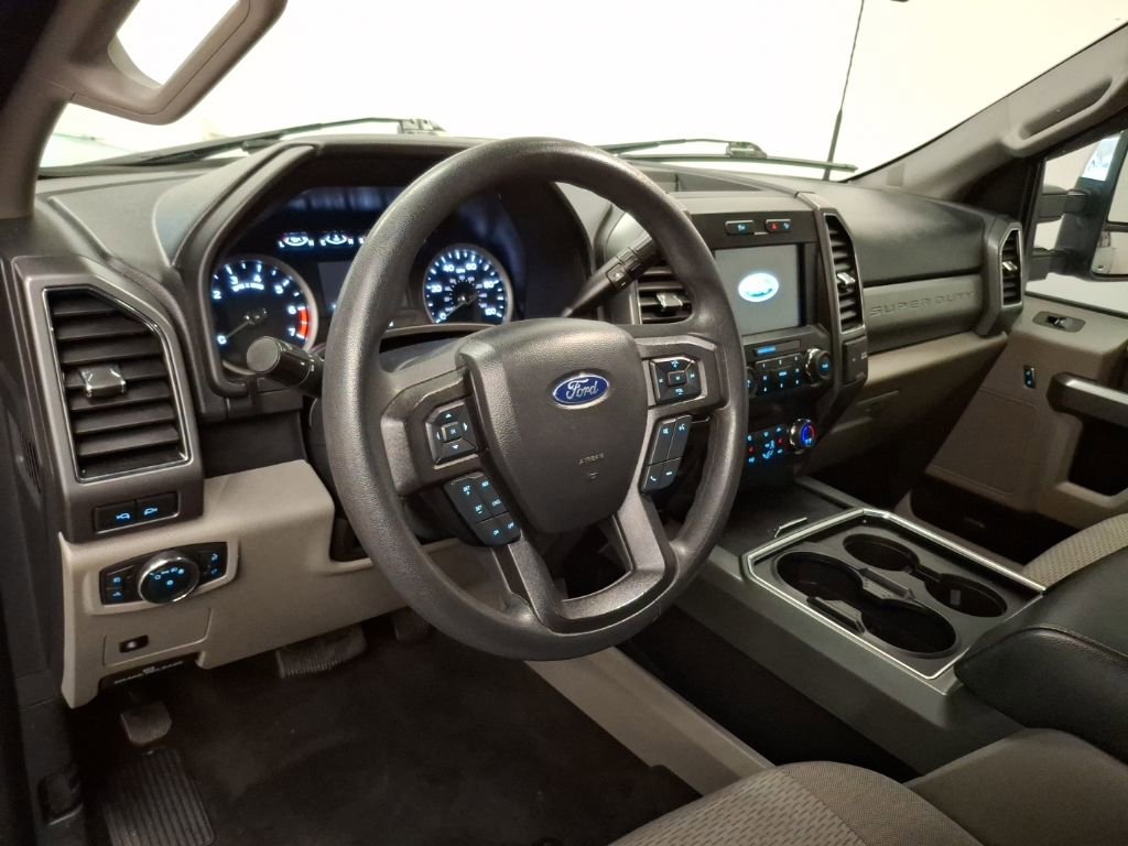 Used 2022 Ford F350 XLT w/ XLT Premium Package AWD/4WD image 15