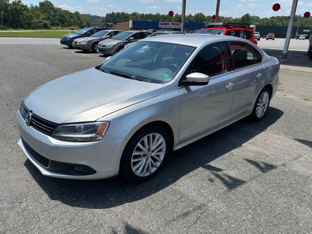 Used 2011 Volkswagen Jetta SEL FWD image 11