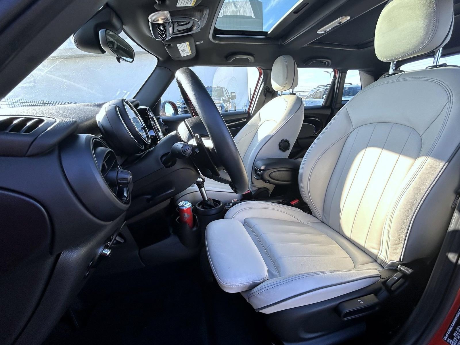 Used 2019 MINI Cooper S w/ Signature Upholstery Package image 10