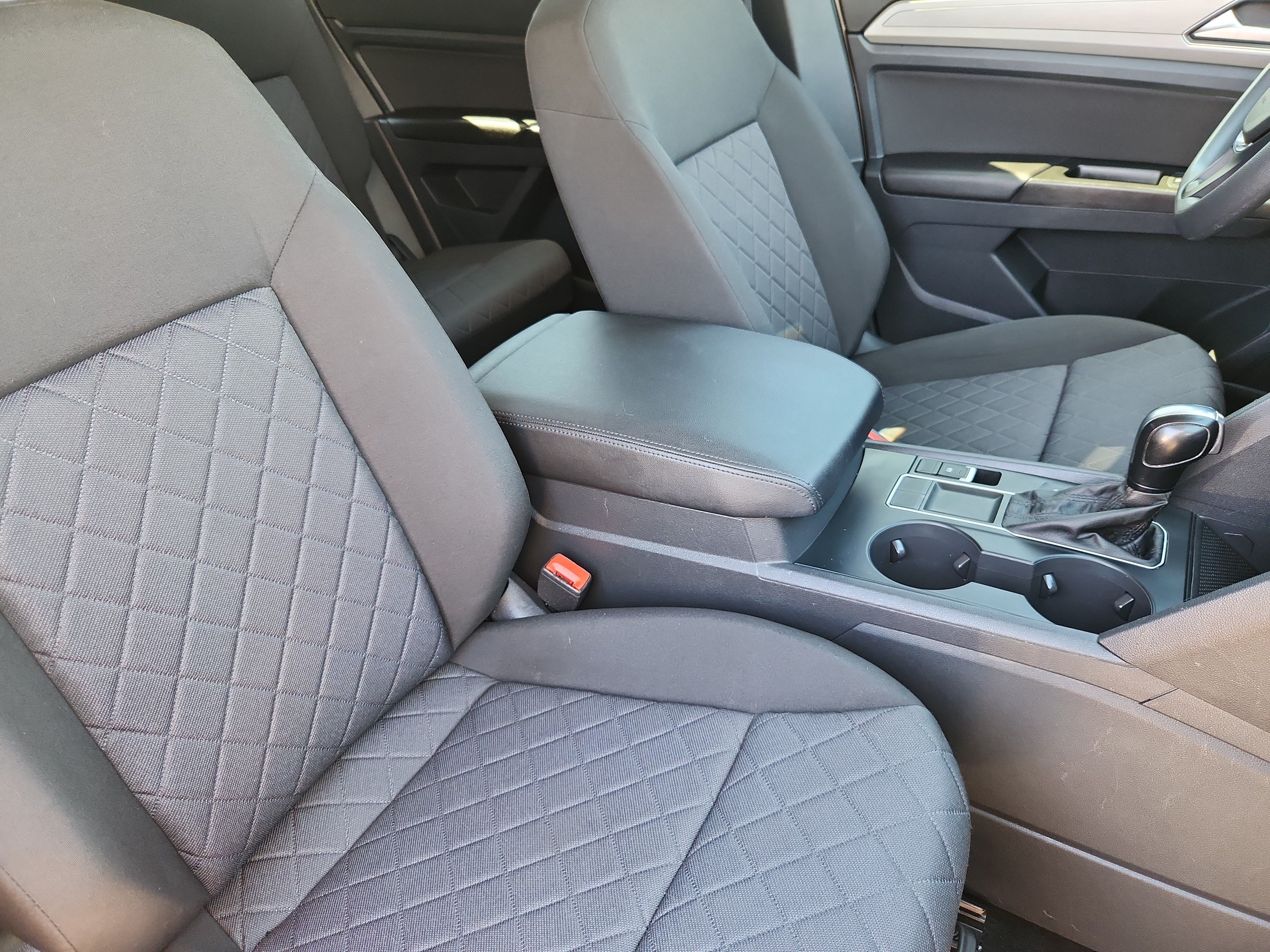 Used 2018 Volkswagen Atlas S FWD image 16