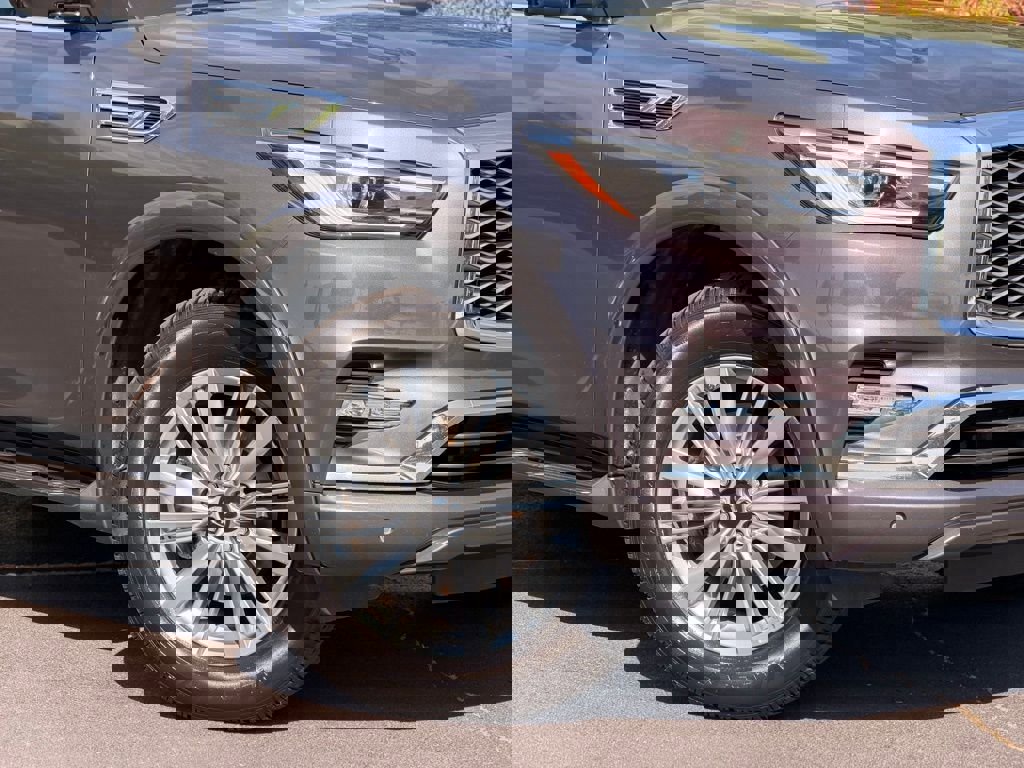 Used 2024 INFINITI QX80 Luxe image 6