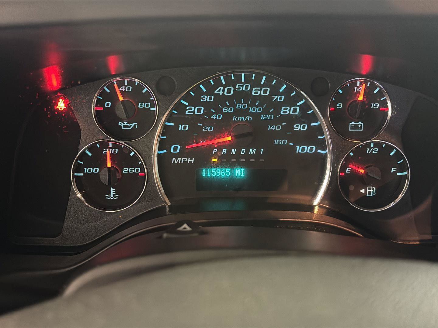 Used 2019 Chevrolet Express 2500 w/ Communications Package RWD image 6
