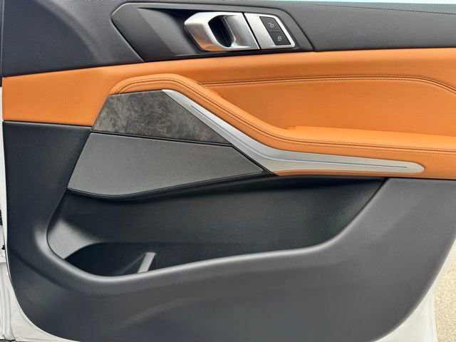 Certified 2022 BMW X5 xDrive45e image 29