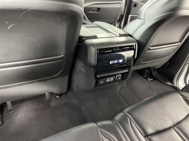 Used 2024 Jeep Wagoneer Series II w/ Flexible Seating Group image 44