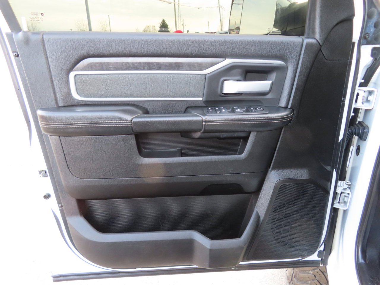 Used 2022 RAM 2500 Lone Star w/ Lone Star Silver Edition image 24