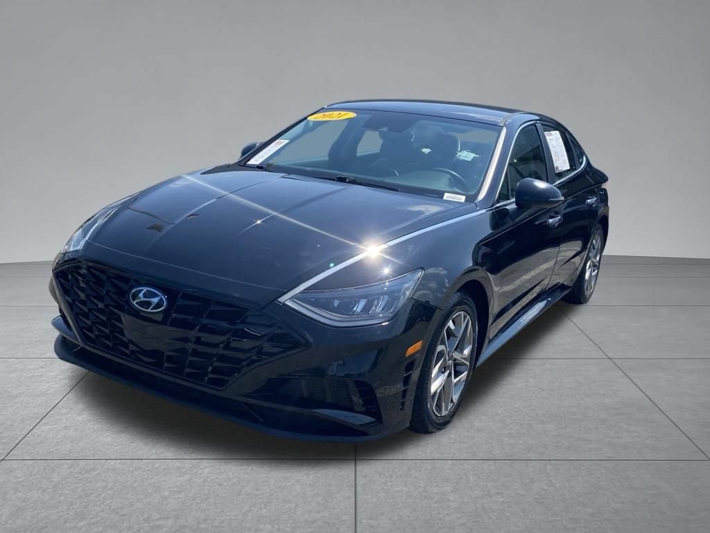 Used 2021 Hyundai Sonata SEL w/ Preferred Accessory Package FWD image 2