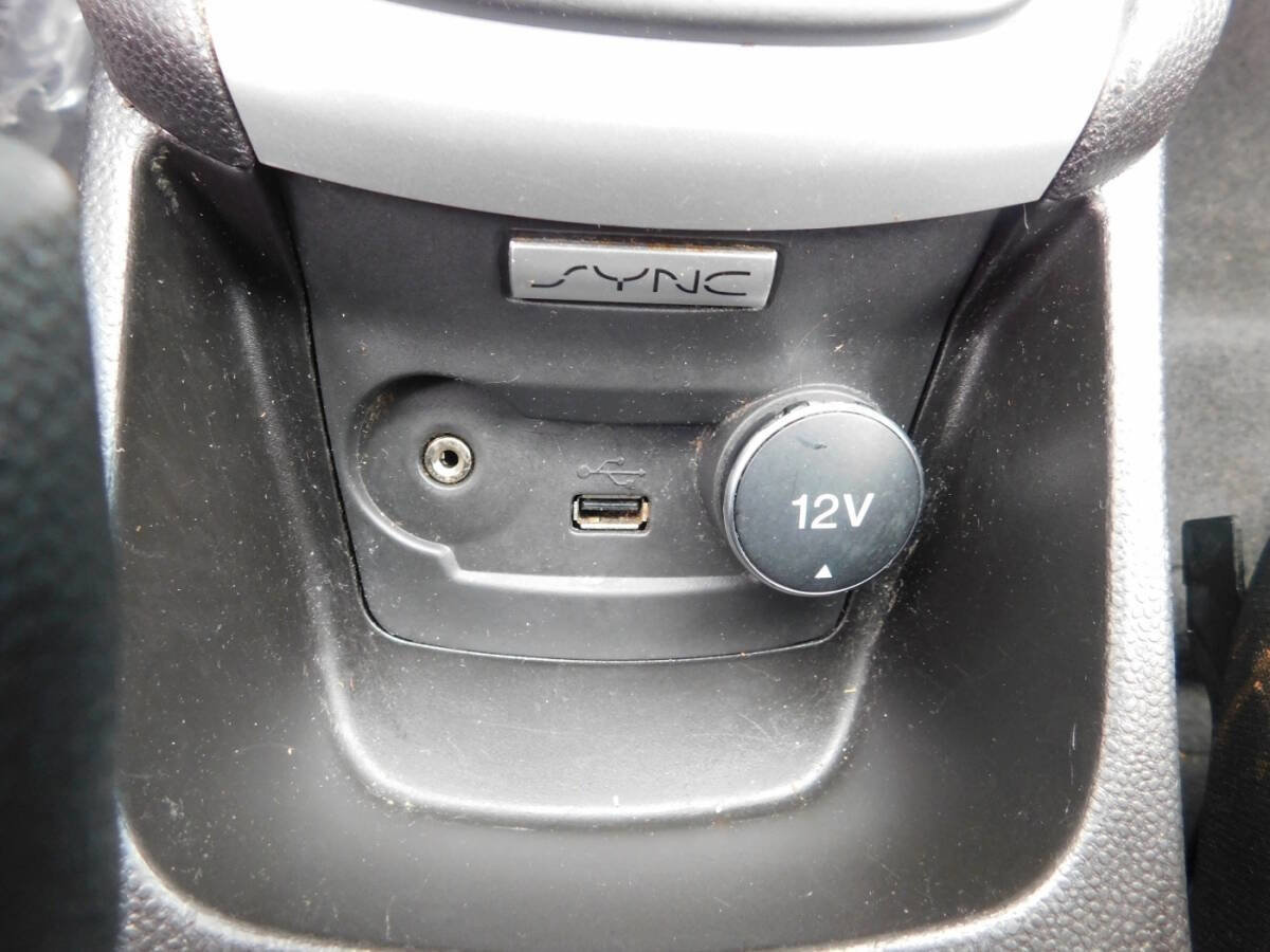 Used 2016 Ford Fiesta SE FWD image 13