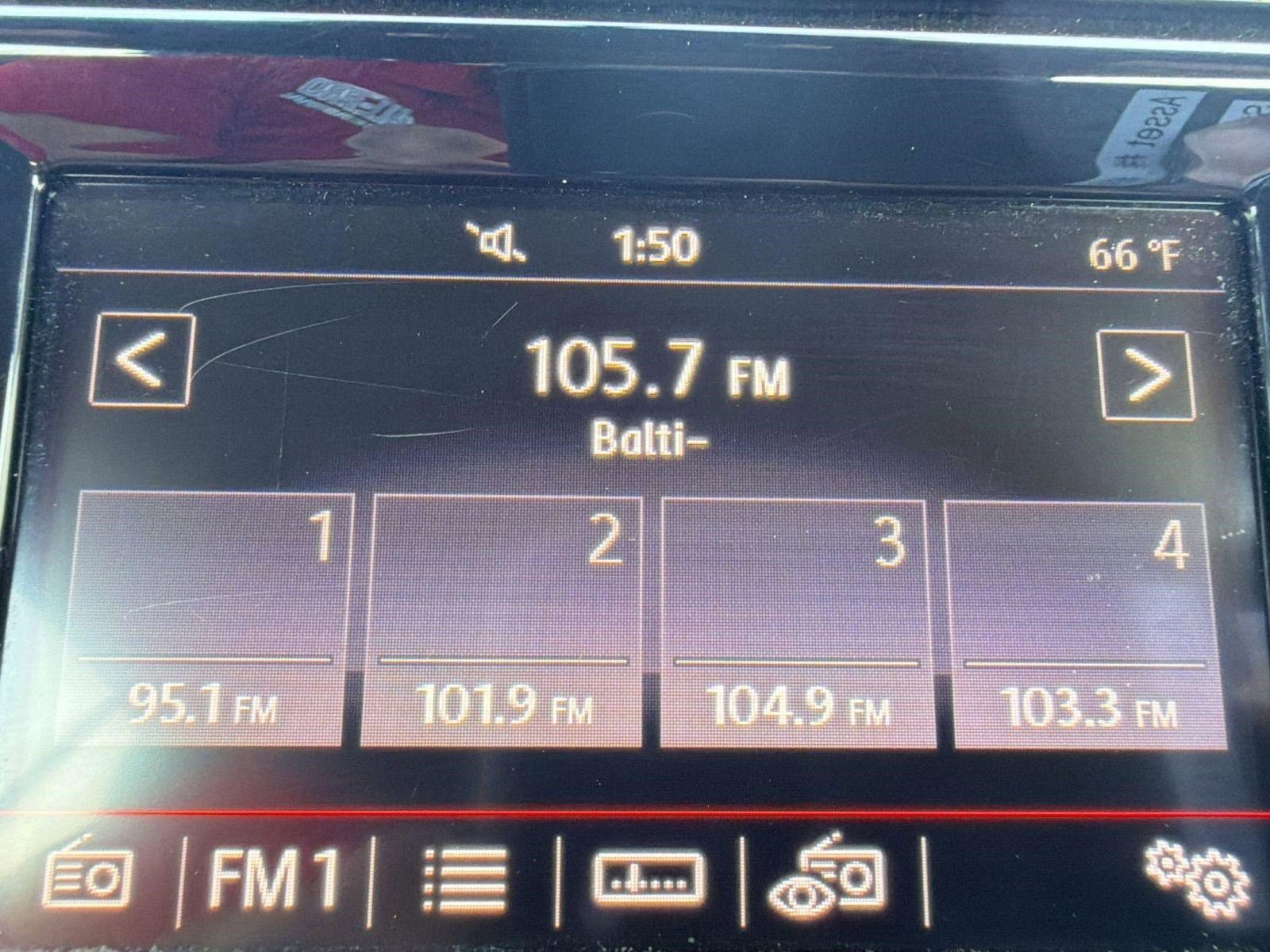 Used 2019 Volkswagen Beetle SE image 20