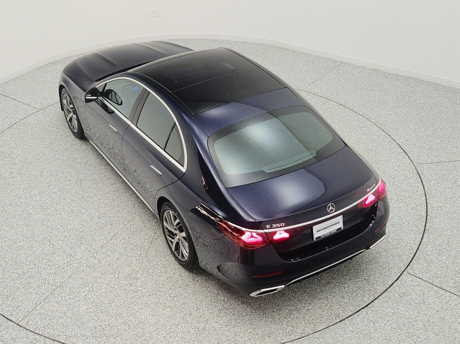 Certified 2024 Mercedes-Benz E 350 4MATIC Sedan image 28