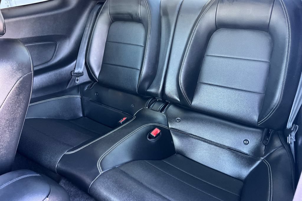 Used 2020 Ford Mustang GT Premium RWD image 14