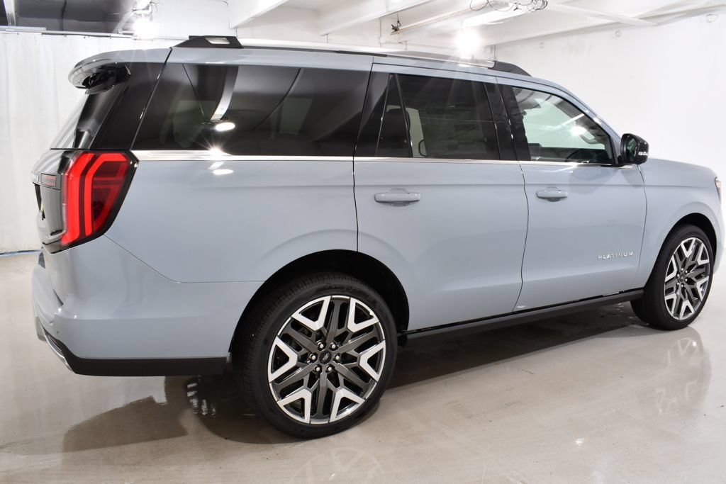 New 2026 Ford Expedition Platinum w/ Platinum Ultimate Package AWD/4WD image 11