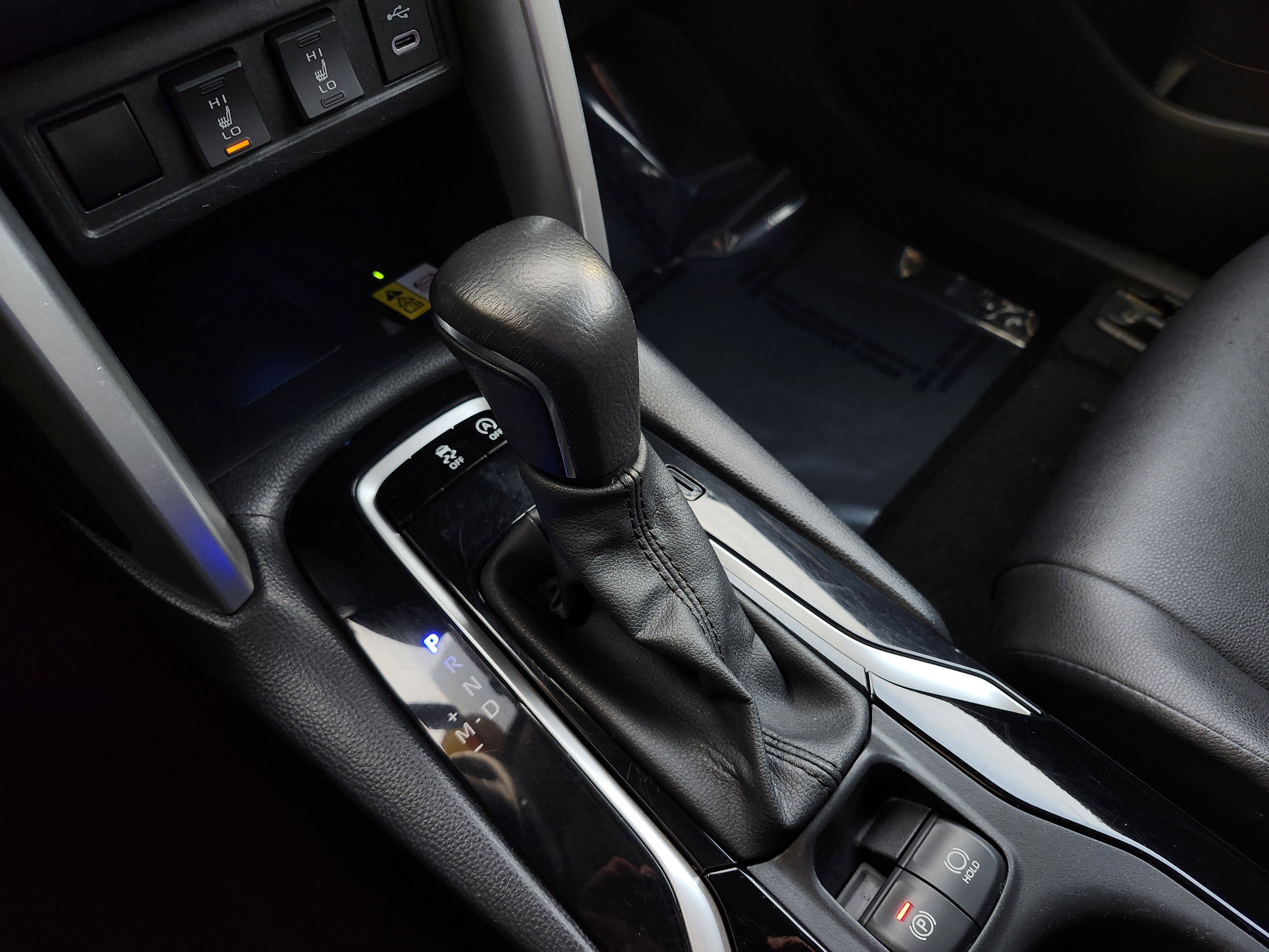 Used 2023 Toyota Corolla Cross XLE image 10