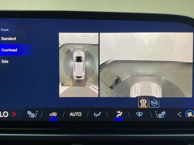 New 2026 Chevrolet Equinox EV LT image 17