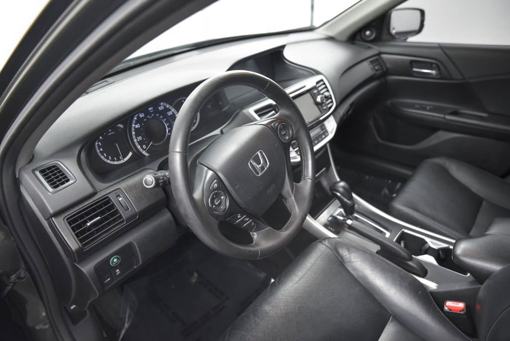 Used 2015 Honda Accord EX-L image 18