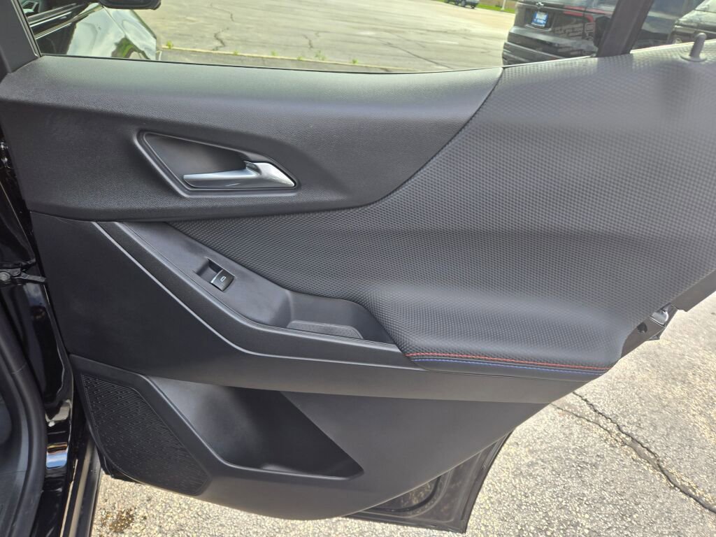 New 2026 Chevrolet Equinox RS w/ Safety and Technology Package AWD/4WD image 9