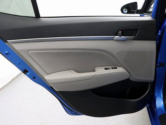 Used 2017 Hyundai Elantra Limited w/ Limited Ultimate Package 05 image 24