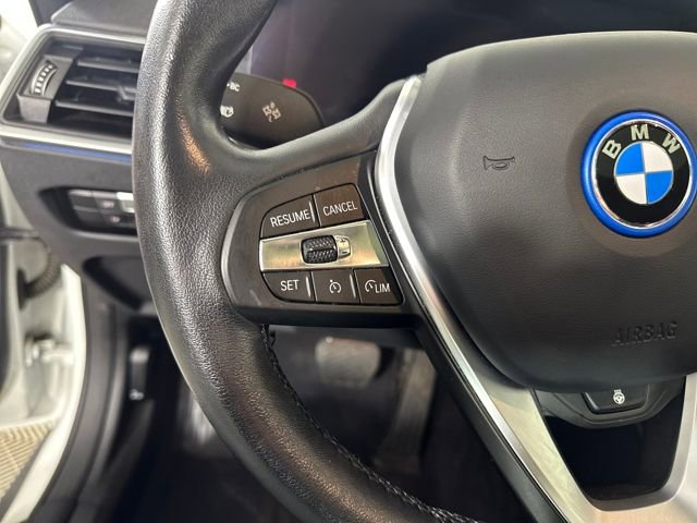 Used 2023 BMW i4 eDrive35 w/ Premium Package image 15