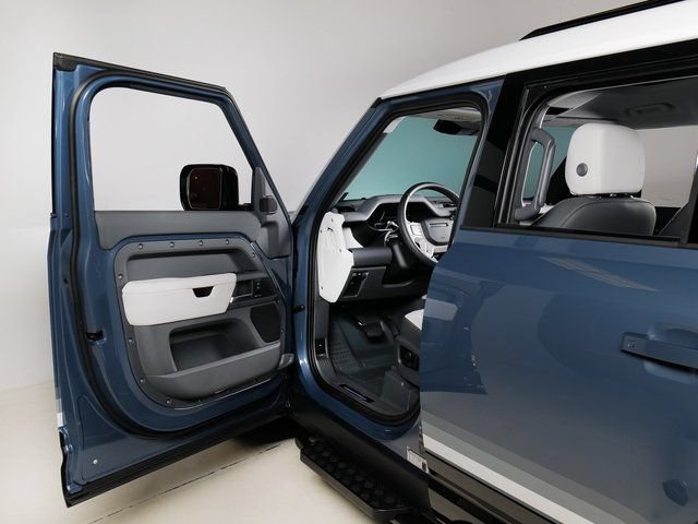 Certified 2025 Land Rover Defender 110 S AWD/4WD image 26