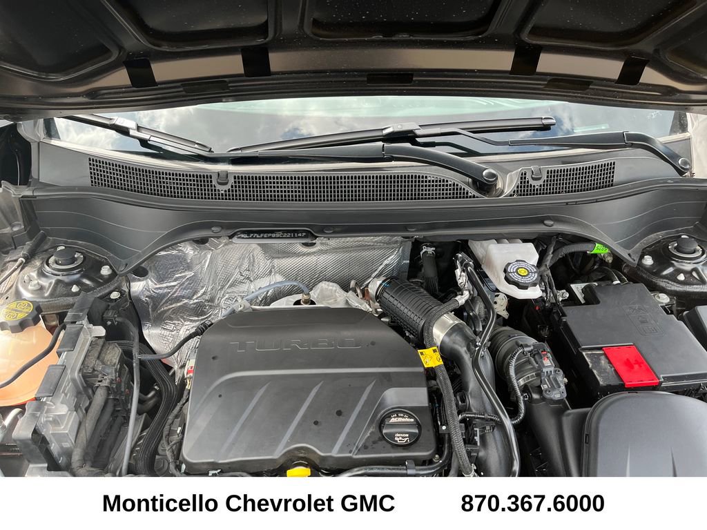 Used 2025 Chevrolet Trax LS image 27