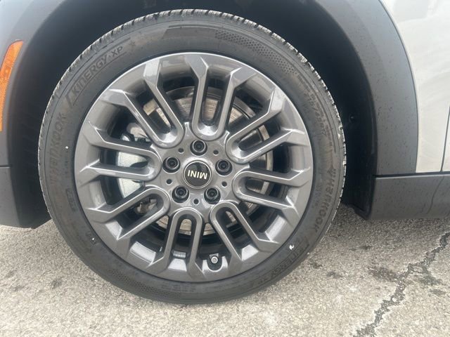 New 2026 MINI Cooper 4-Door Hardtop image 5