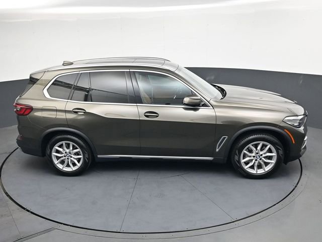 Used 2021 BMW X5 xDrive40i w/ Premium Package AWD/4WD image 22