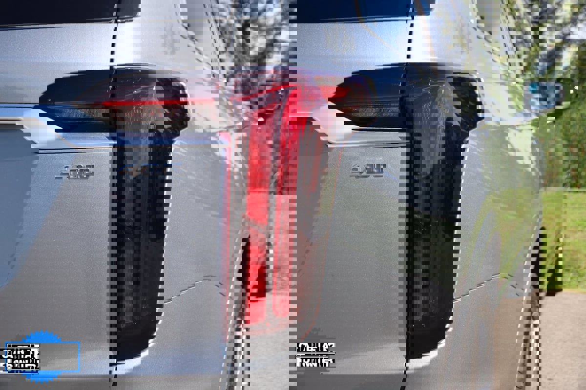 Used 2023 Cadillac XT6 Premium Luxury image 62