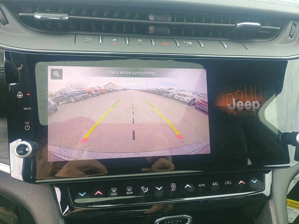 New 2026 Jeep Grand Cherokee Limited AWD/4WD image 15