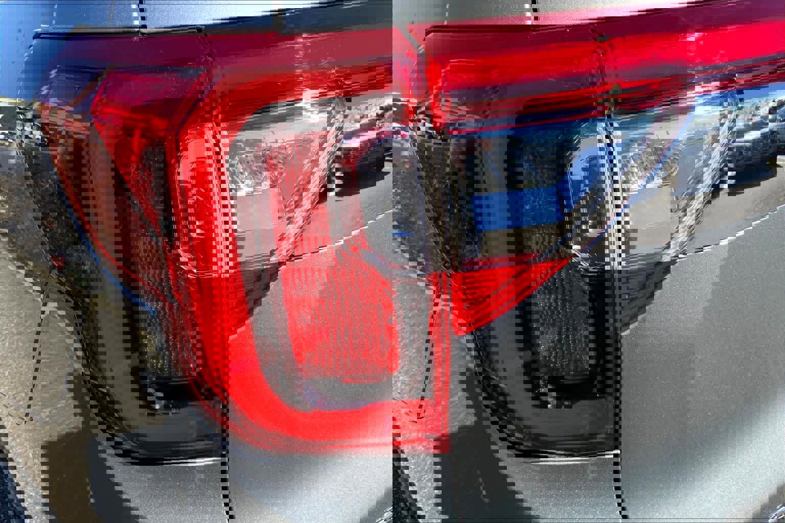 Certified 2023 GMC Acadia SLE w/ Driver Convenience Package image 27