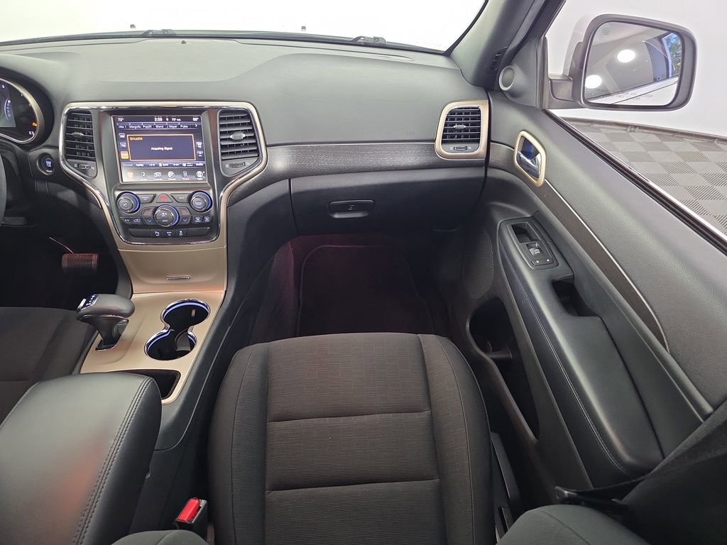 Used 2015 Jeep Grand Cherokee Laredo w/ Quick Order Package 23E image 15