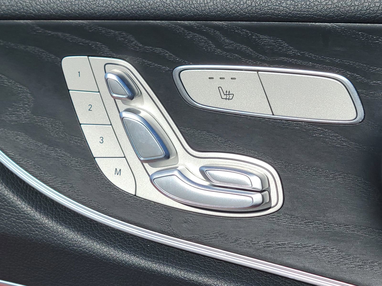 Used 2023 Mercedes-Benz E 450 Coupe image 8